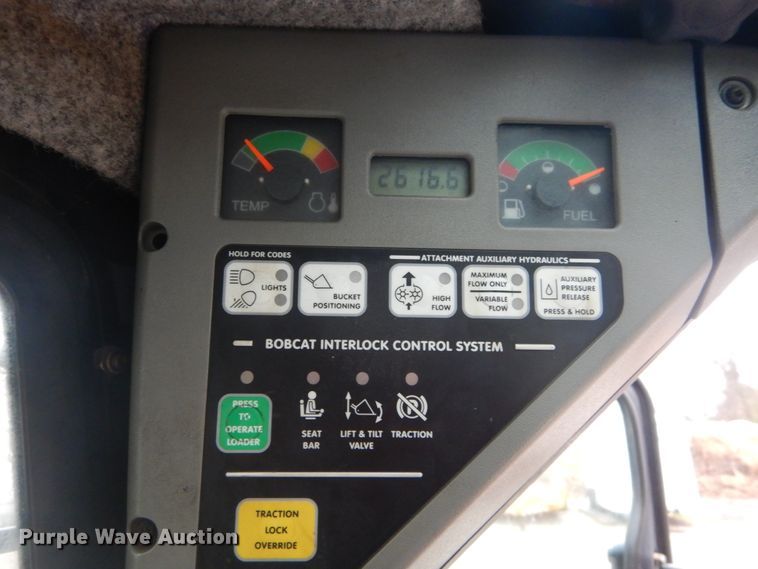 image for item GT9691 2005 Bobcat T190  tracked skid steer loader