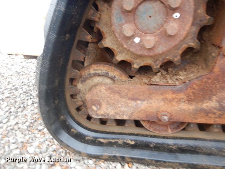 image for item GT9691 2005 Bobcat T190  tracked skid steer loader