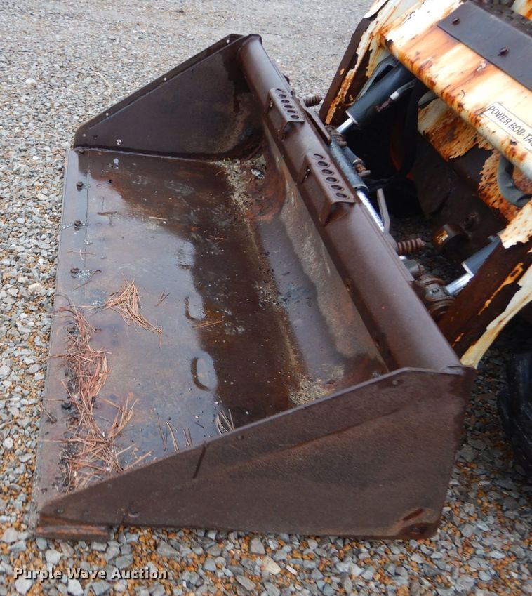 image for item GT9692 2007 Bobcat S185  skid steer loader