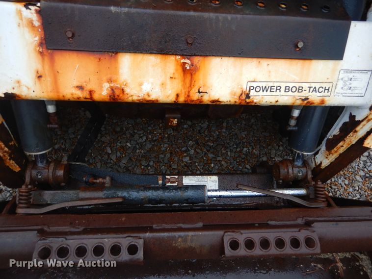 image for item GT9692 2007 Bobcat S185  skid steer loader