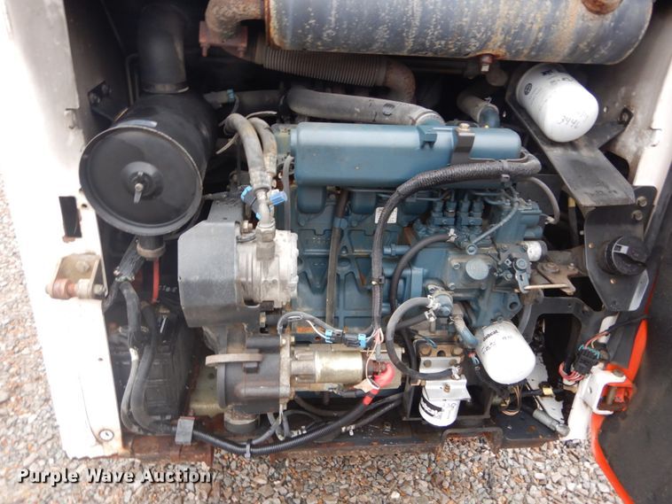 image for item GT9692 2007 Bobcat S185  skid steer loader