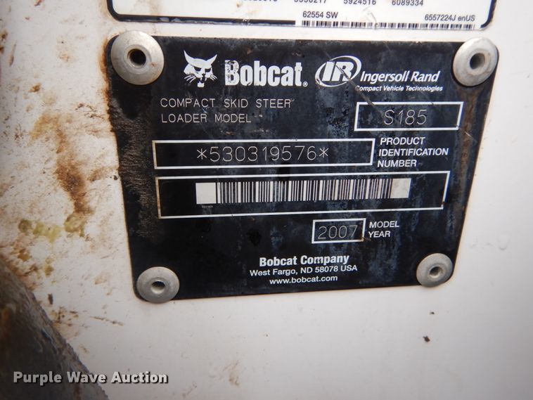 image for item GT9692 2007 Bobcat S185  skid steer loader