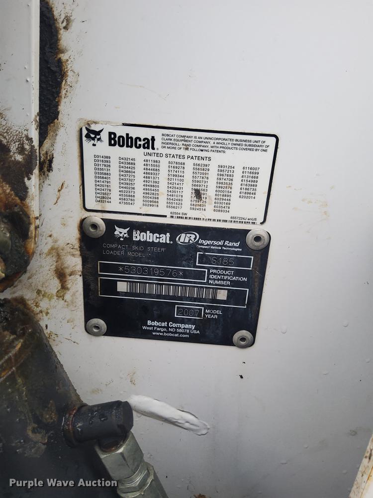 image for item GT9692 2007 Bobcat S185  skid steer loader