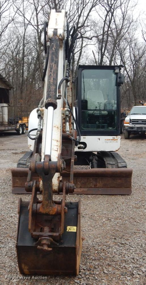 image for item GT9699 2006 Bobcat 442  mini excavator