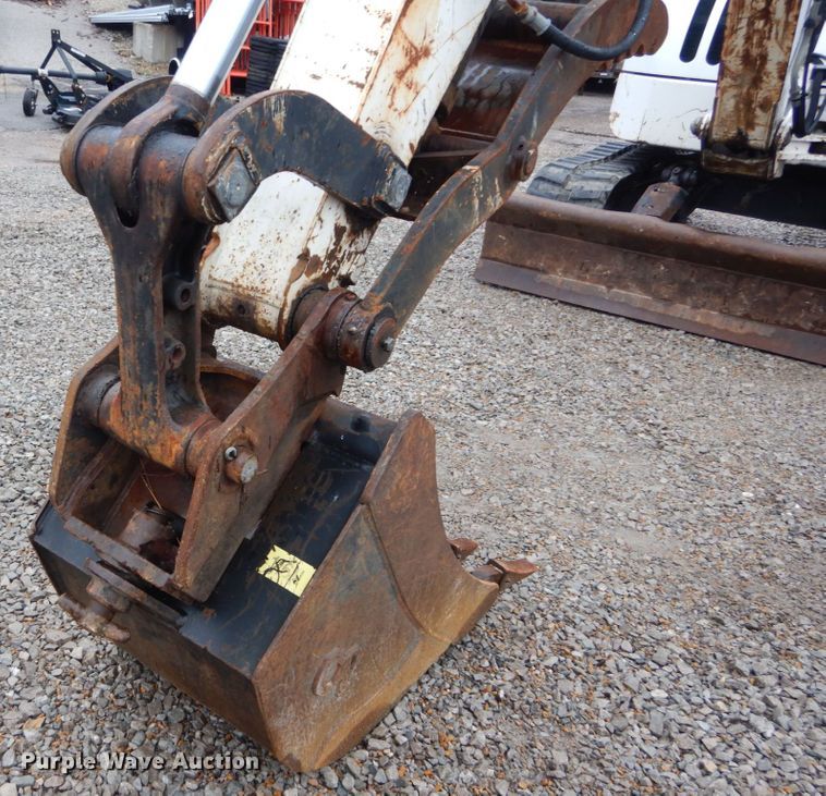 image for item GT9699 2006 Bobcat 442  mini excavator