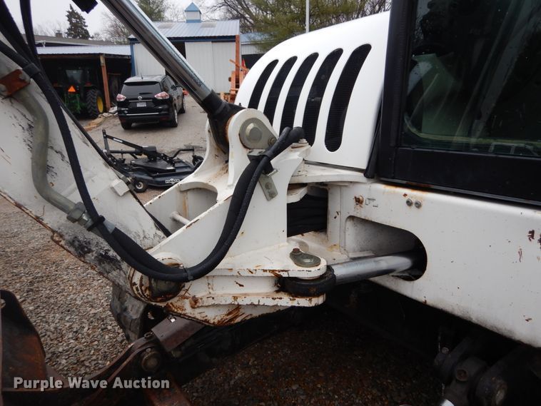 image for item GT9699 2006 Bobcat 442  mini excavator