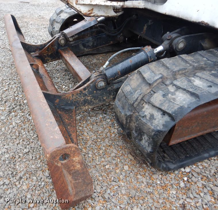 image for item GT9699 2006 Bobcat 442  mini excavator