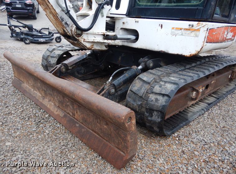 image for item GT9699 2006 Bobcat 442  mini excavator