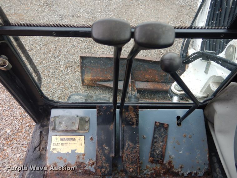 image for item GT9699 2006 Bobcat 442  mini excavator