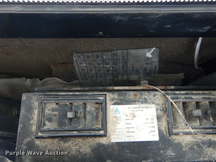 image for item GT9699 2006 Bobcat 442  mini excavator