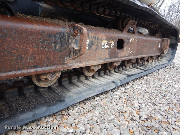 image for item GT9699 2006 Bobcat 442  mini excavator