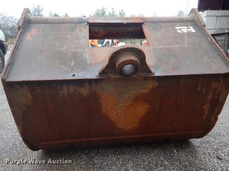 image for item GT9699 2006 Bobcat 442  mini excavator