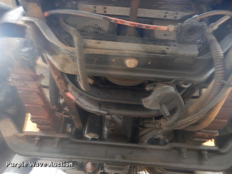 image for item GT9702 1997 International 4700  dump truck