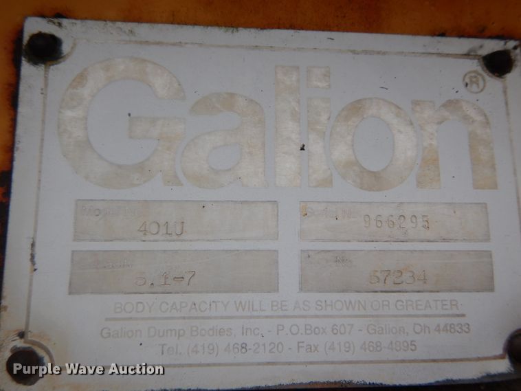 image for item GT9702 1997 International 4700  dump truck