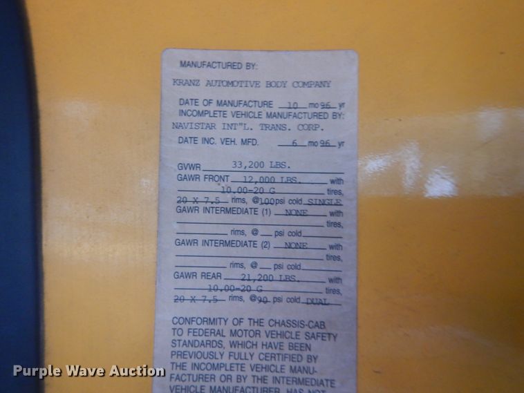 image for item GT9702 1997 International 4700  dump truck