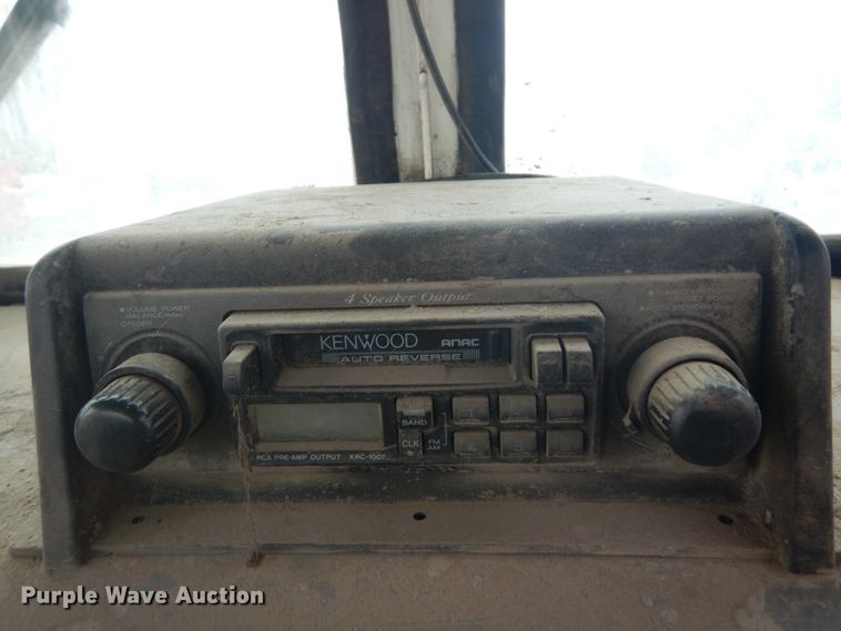 image for item GT9710 1998 Elgin Pelican Series P  street sweeper