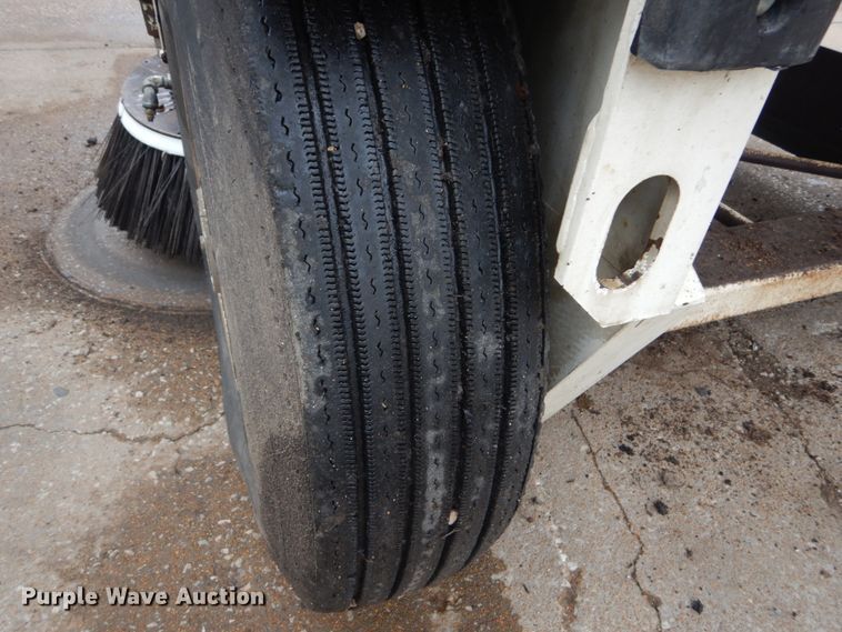 image for item GT9710 1998 Elgin Pelican Series P  street sweeper