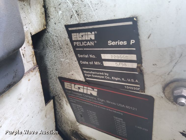 image for item GT9710 1998 Elgin Pelican Series P  street sweeper