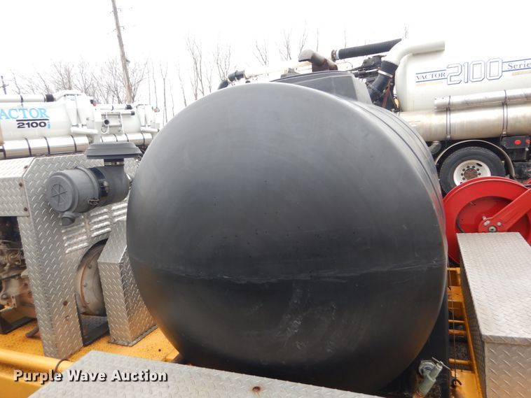 image for item GT9711 1999 Underground sewer jetter trailer