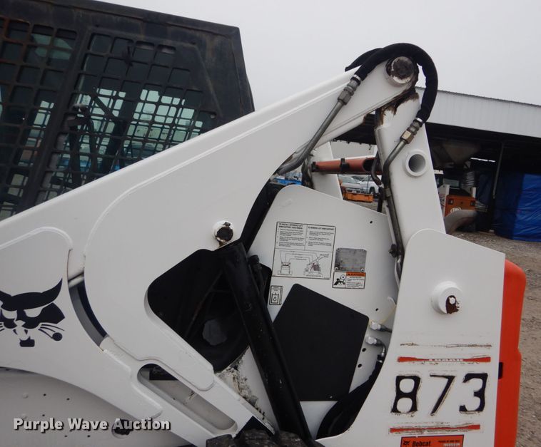 image for item GT9712 1998 Bobcat 873  skid steer