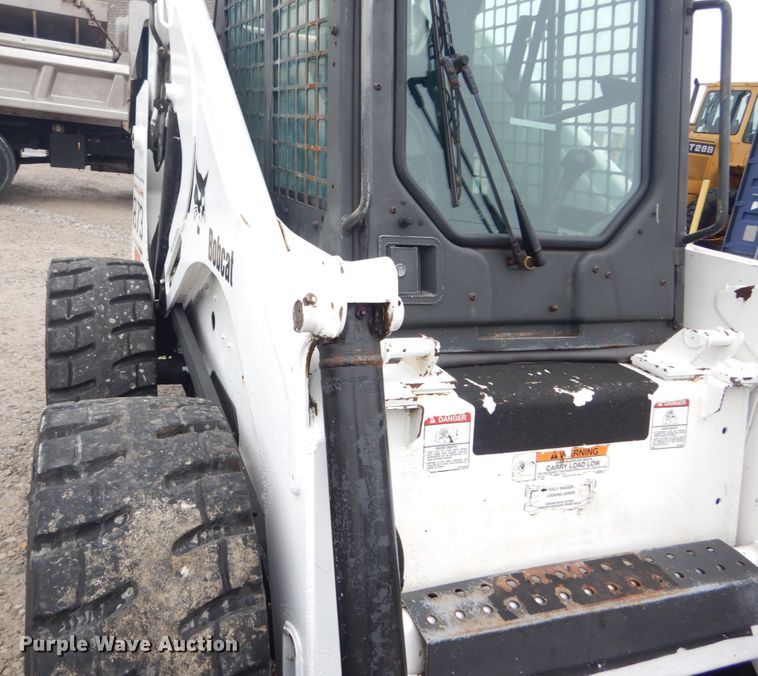 image for item GT9712 1998 Bobcat 873  skid steer