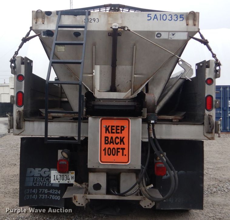 image for item GT9713 2007 GMC C6500  dump truck