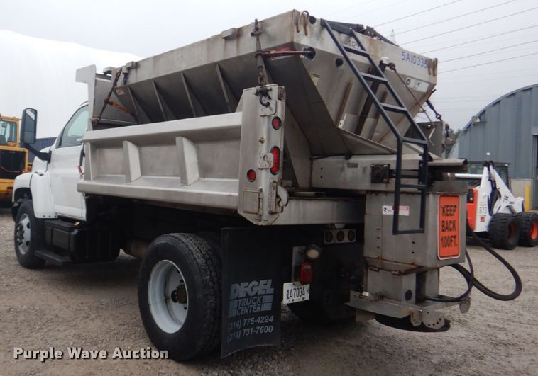 image for item GT9713 2007 GMC C6500  dump truck