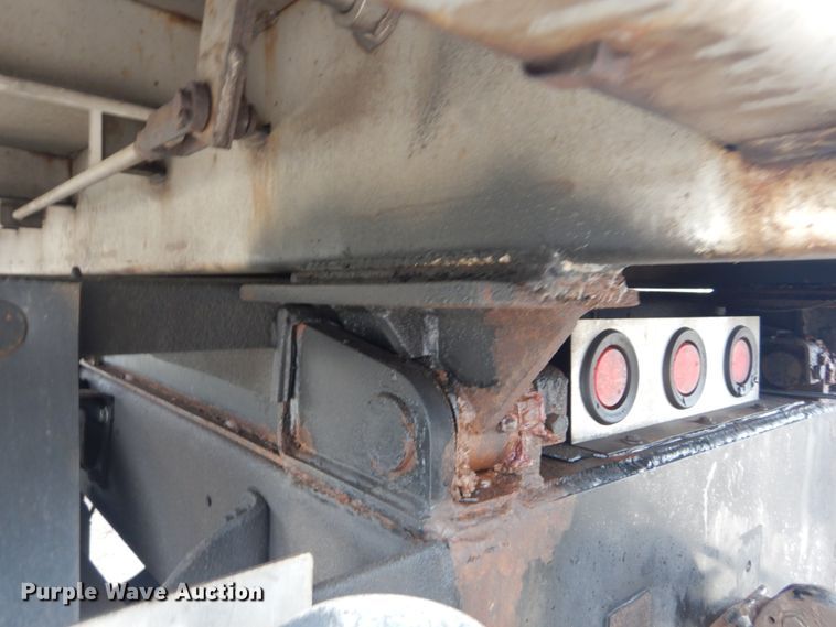 image for item GT9713 2007 GMC C6500  dump truck