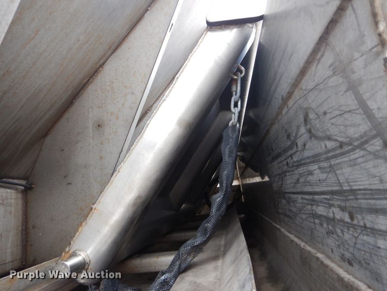 image for item GT9713 2007 GMC C6500  dump truck