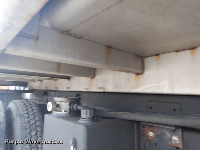 image for item GT9713 2007 GMC C6500  dump truck