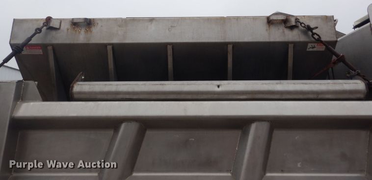 image for item GT9713 2007 GMC C6500  dump truck