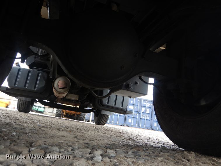 image for item GT9713 2007 GMC C6500  dump truck