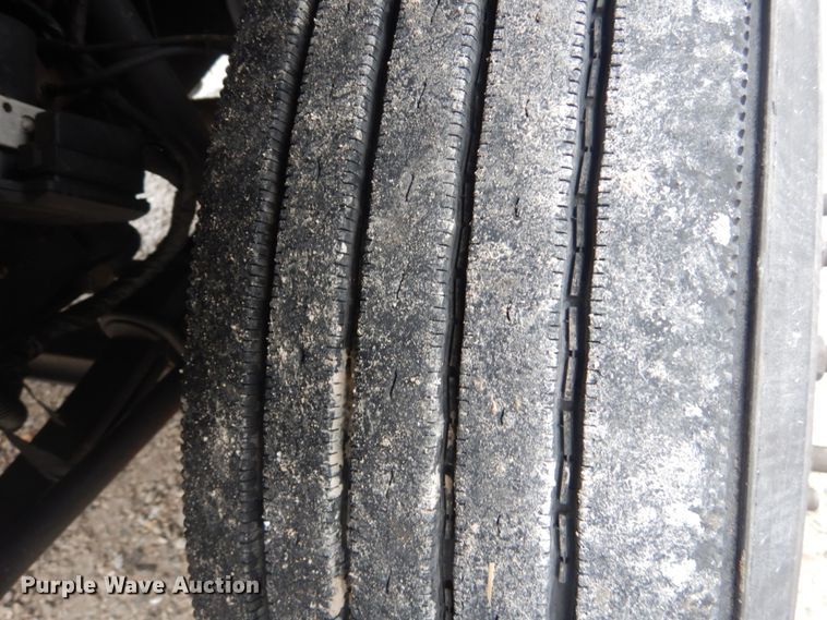 image for item GT9713 2007 GMC C6500  dump truck