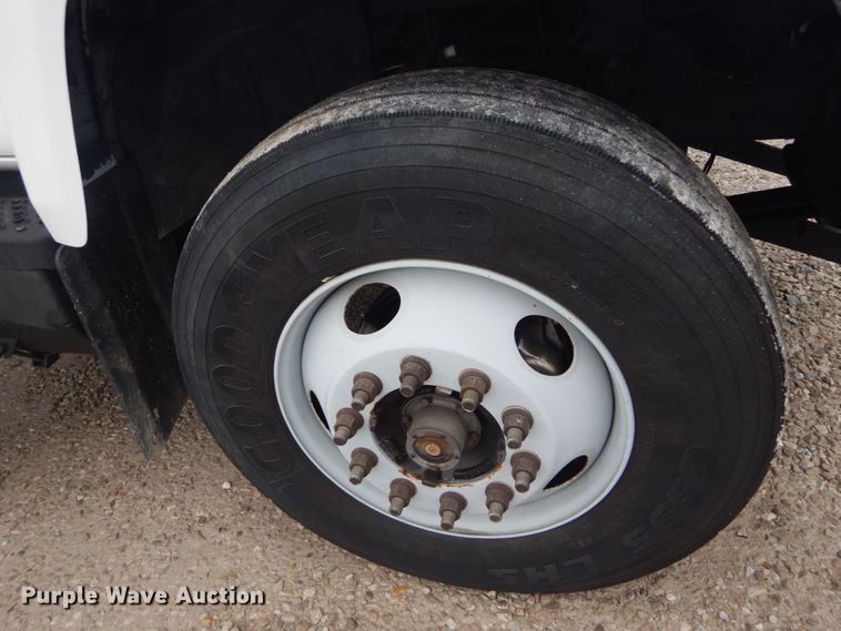 image for item GT9713 2007 GMC C6500  dump truck