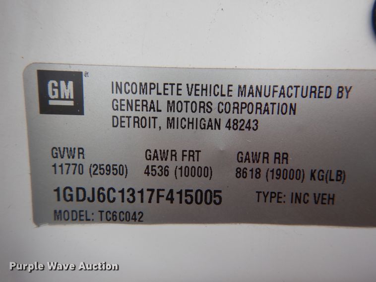 image for item GT9713 2007 GMC C6500  dump truck