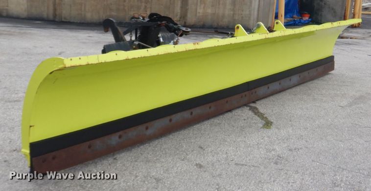 image for item GT9714 Monroe MP36R18-CT  snow plow