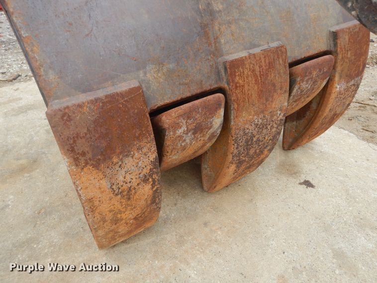 image for item GT9717 Caterpillar grapple bucket