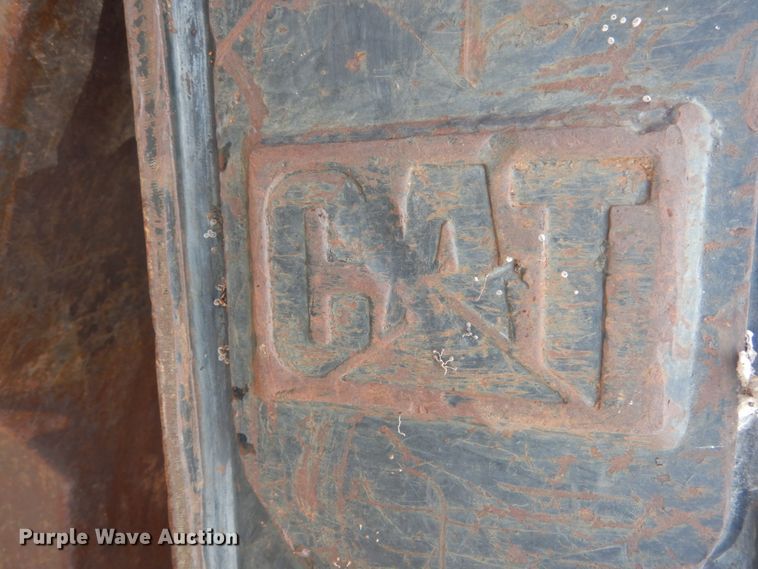 image for item GT9717 Caterpillar grapple bucket