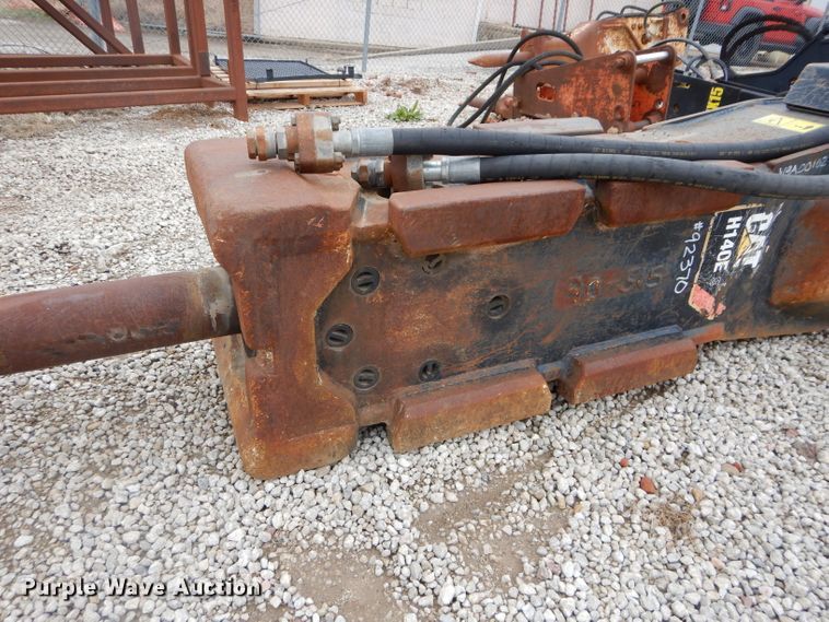 image for item HF9158 Caterpillar H140ES breaker