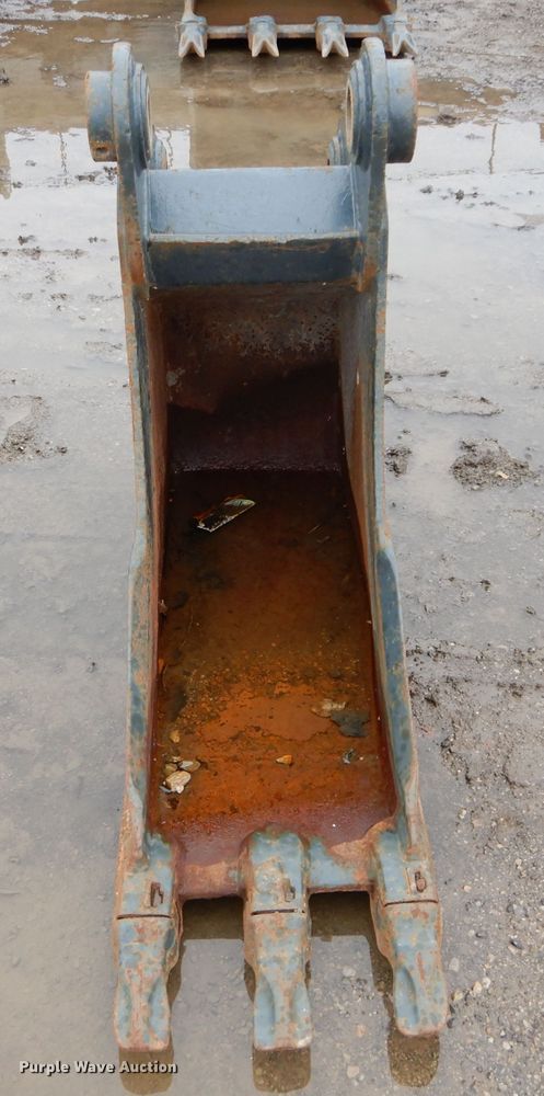 image for item HF9168 Volvo  excavator bucket