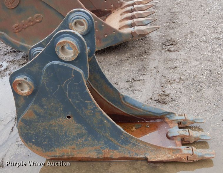 image for item HF9168 Volvo  excavator bucket