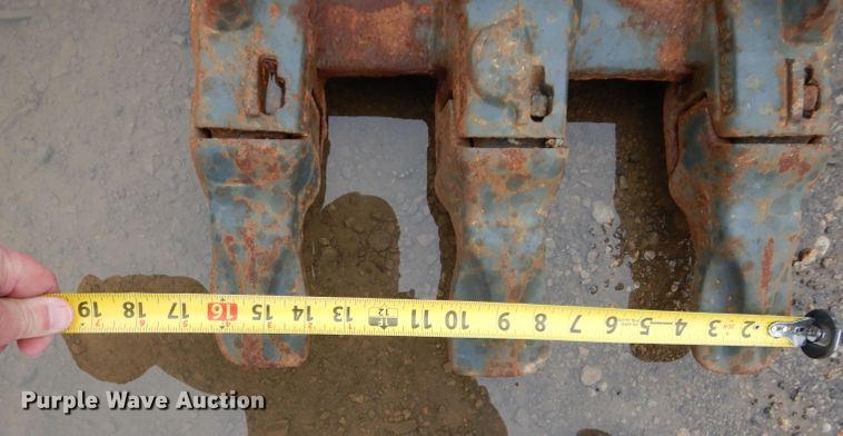 image for item HF9168 Volvo  excavator bucket