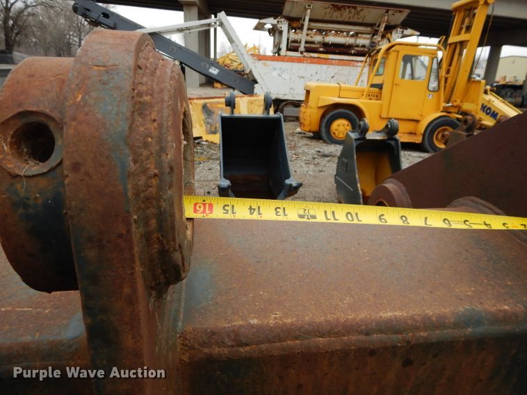 image for item HF9169 Esco  excavator bucket