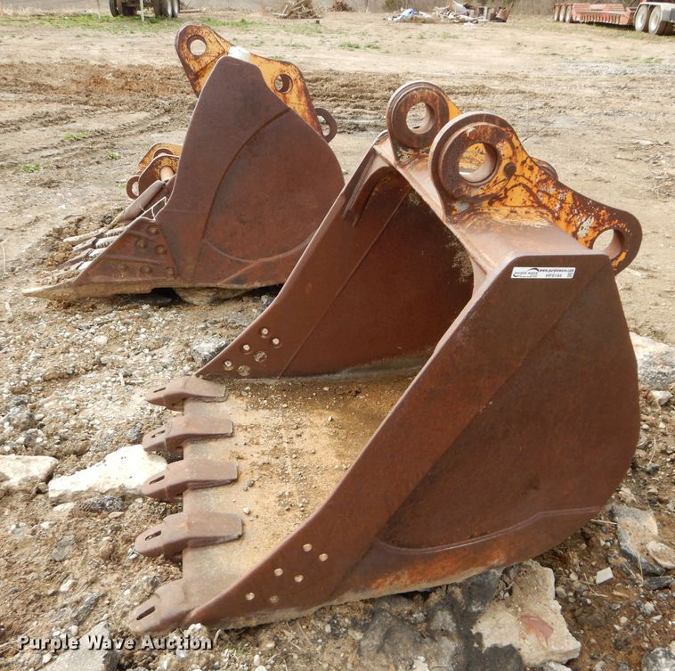 image for item HF9194 (2) John Deere excavator buckets