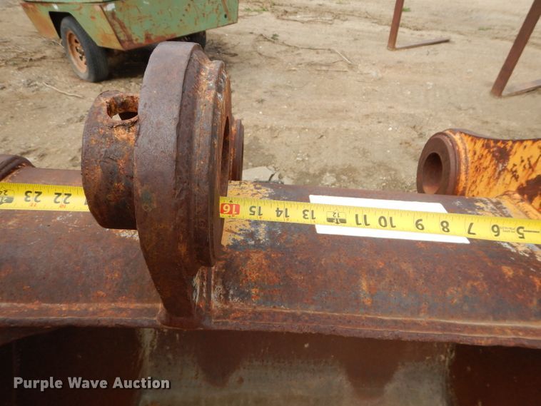 image for item HF9194 (2) John Deere excavator buckets