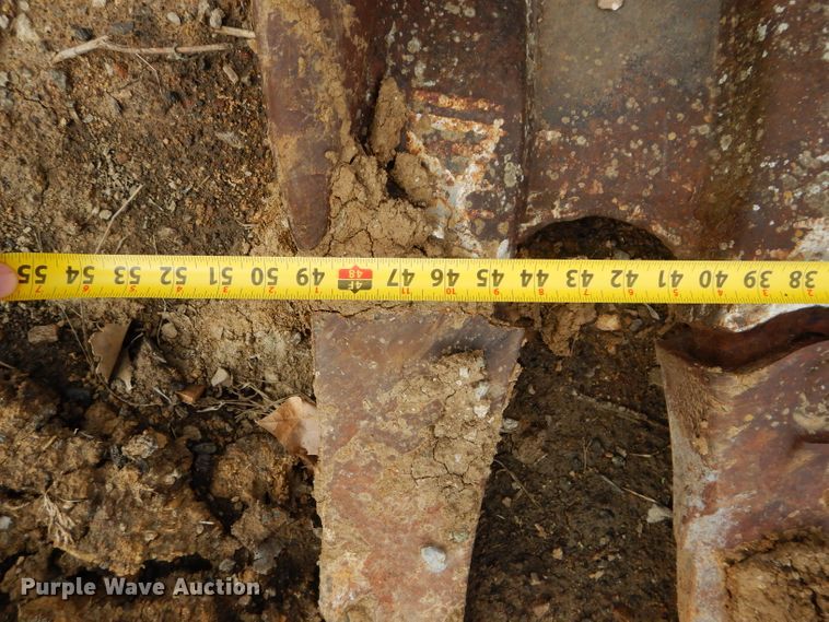 image for item HF9194 (2) John Deere excavator buckets