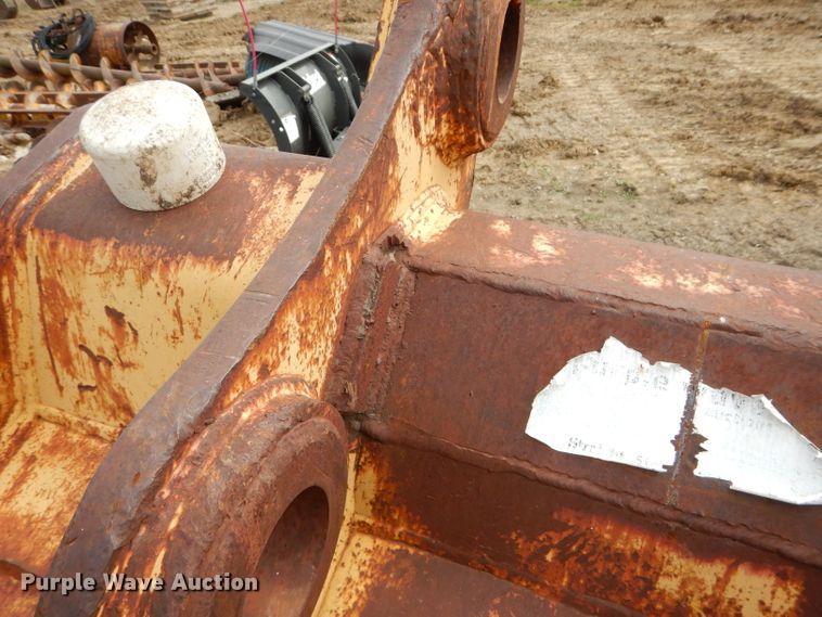 image for item HF9194 (2) John Deere excavator buckets