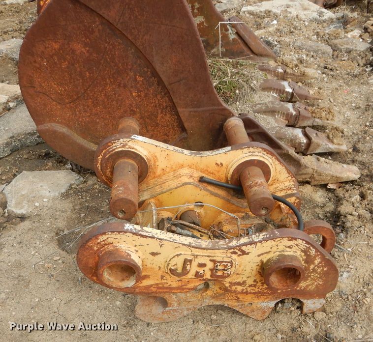 image for item HF9194 (2) John Deere excavator buckets