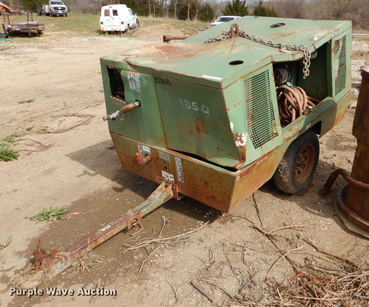 image for item HF9196 Sullair 185Q  air compressor