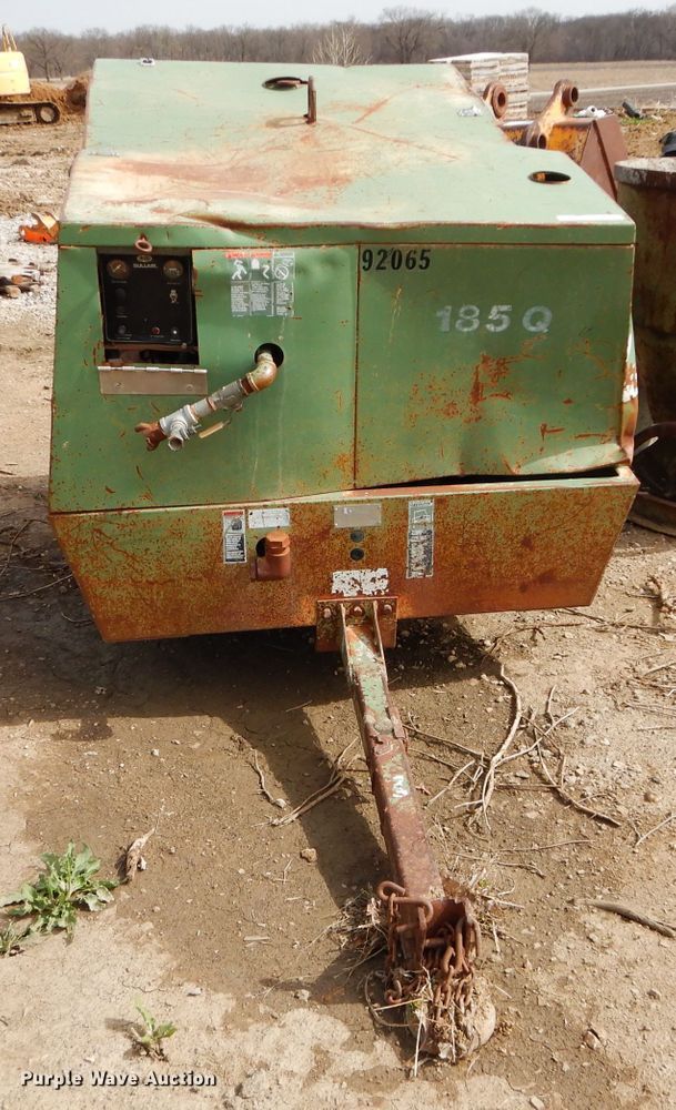 image for item HF9196 Sullair 185Q  air compressor